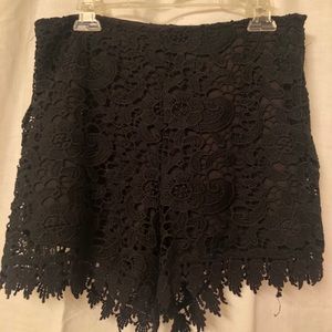 Black fashion lace shorts